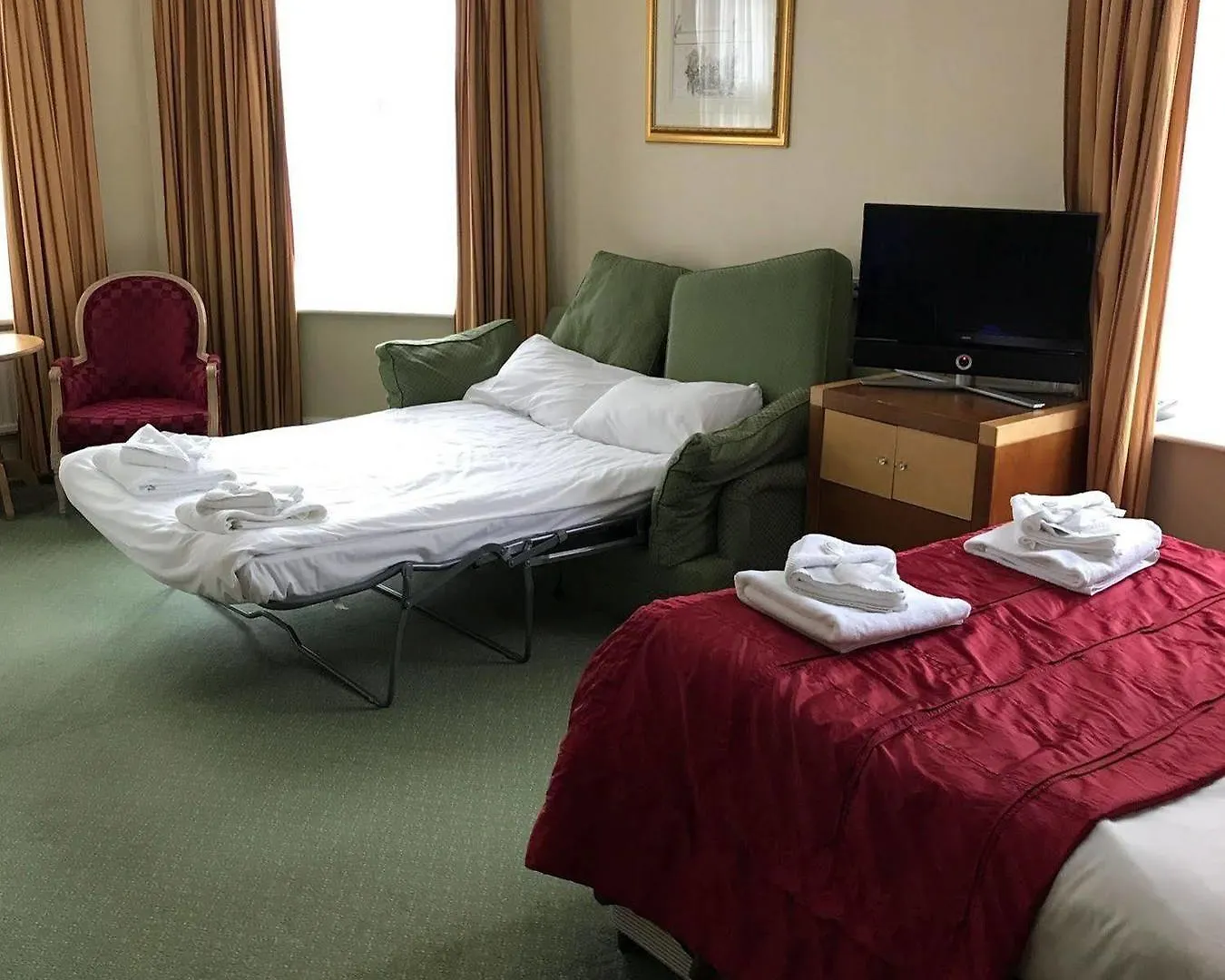 Barrington Lodge Crawley